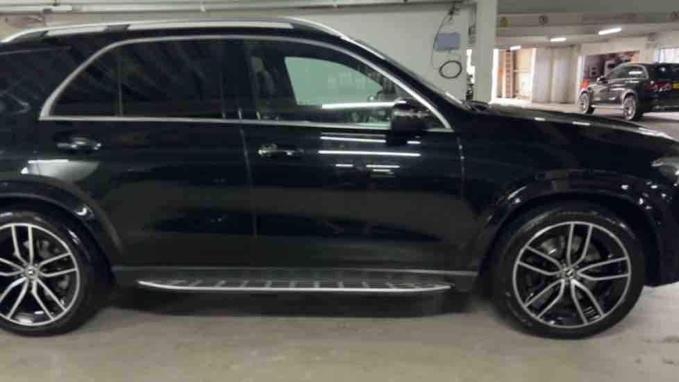 More views of Mercedes-Benz GLE