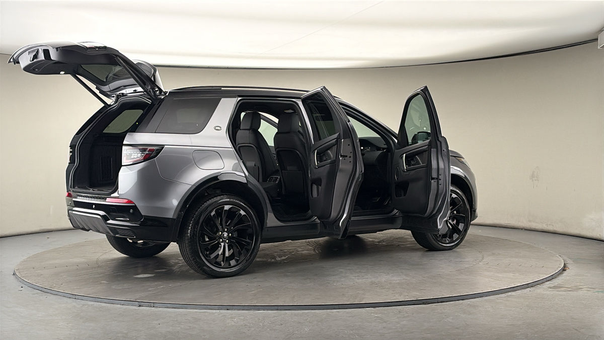 More views of Land Rover Discovery Sport