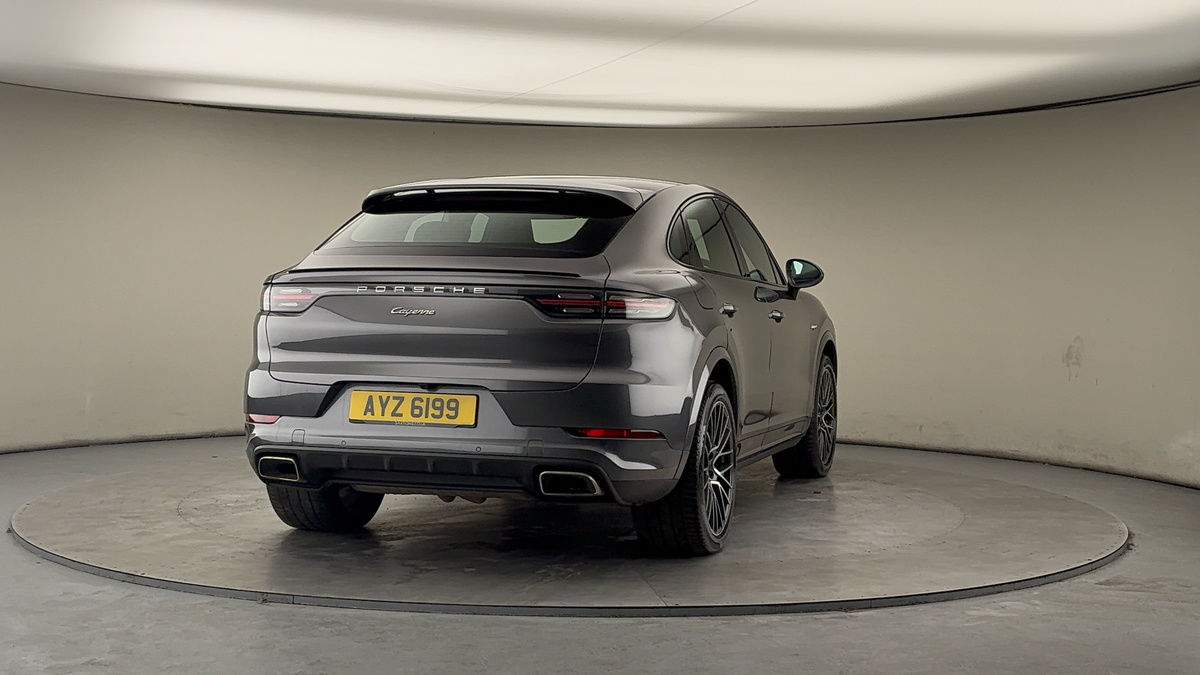 More views of Porsche Cayenne