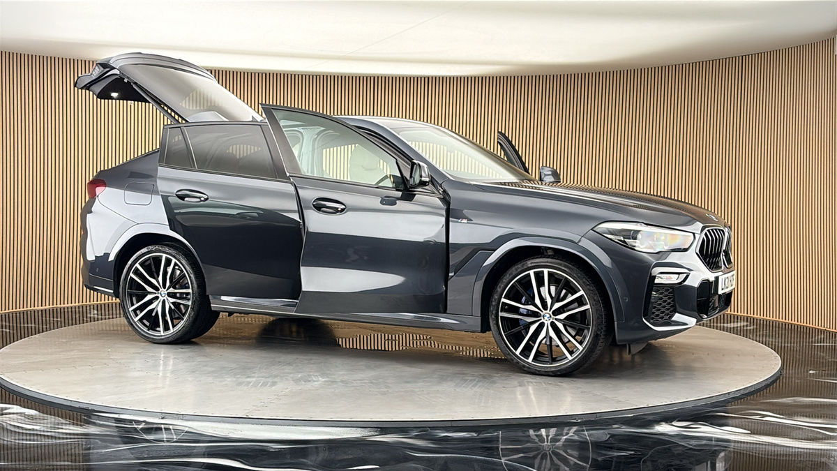 More views of BMW X6