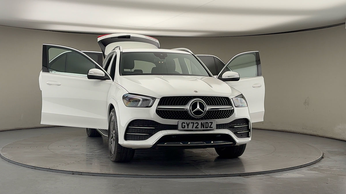 More views of Mercedes-Benz GLE