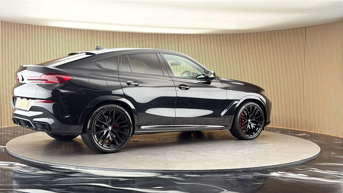 More views of BMW X6