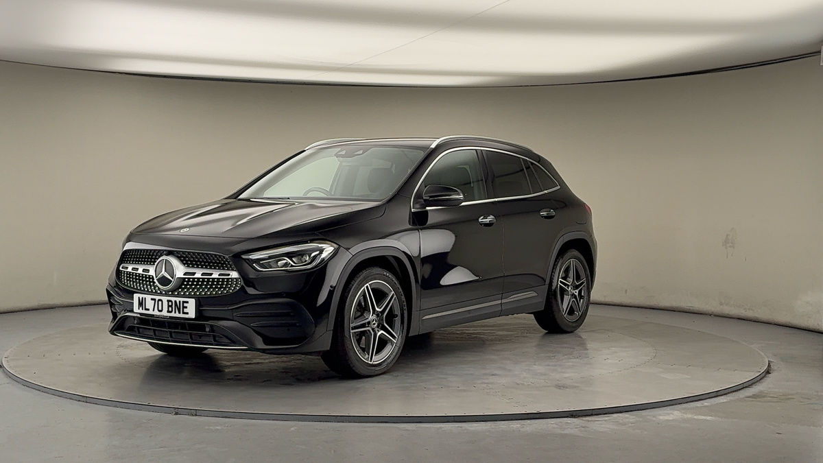 More views of Mercedes-Benz GLA