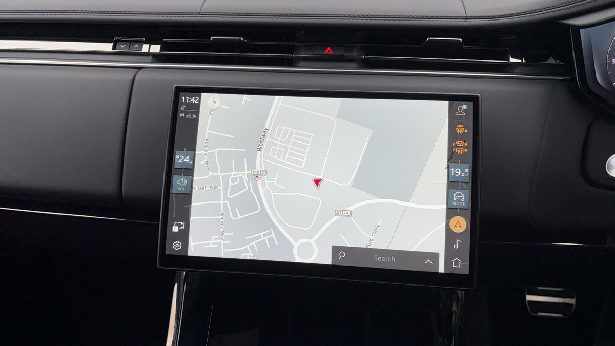 Land Rover Range Rover Sport Image 17