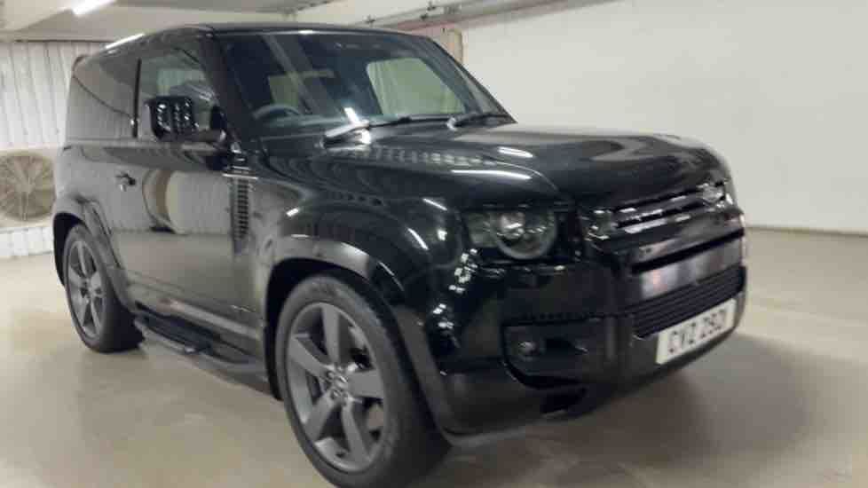 More views of Land Rover Defender 90