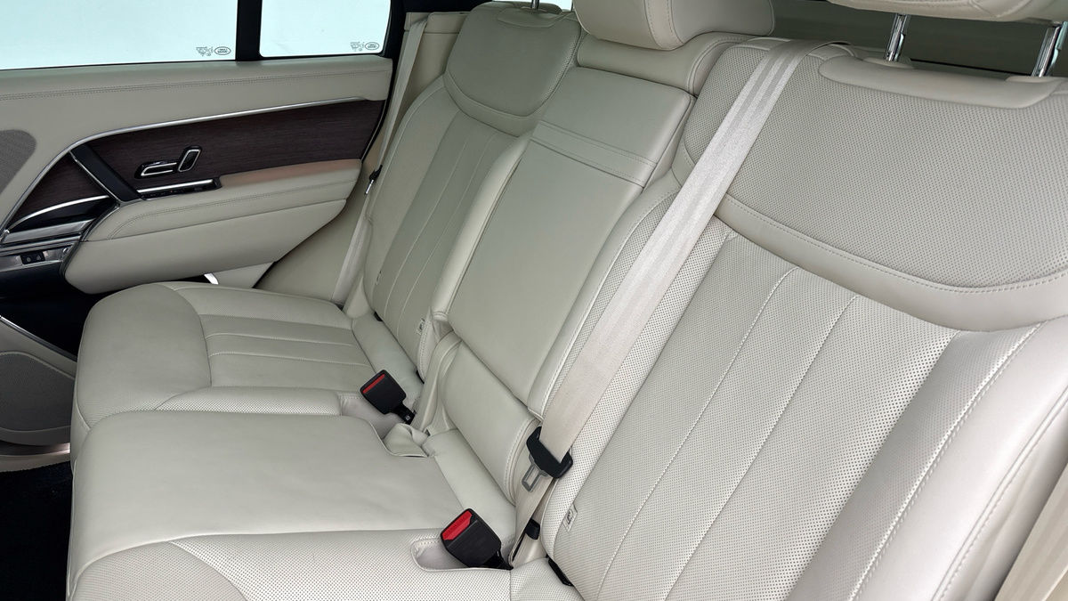 Land Rover Range Rover Image 8