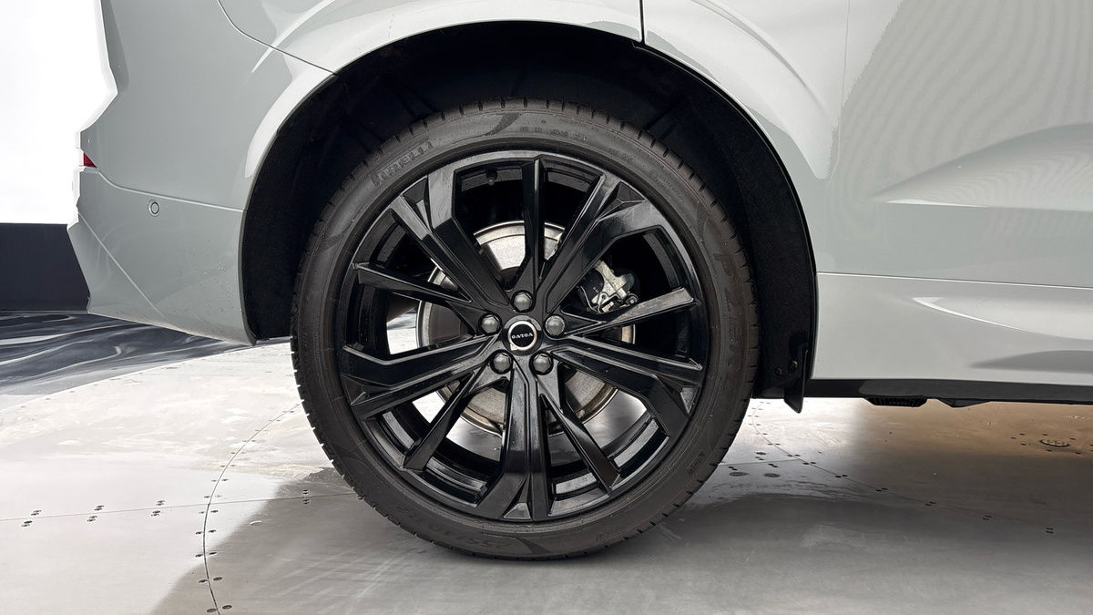 Volvo XC60 Image 10