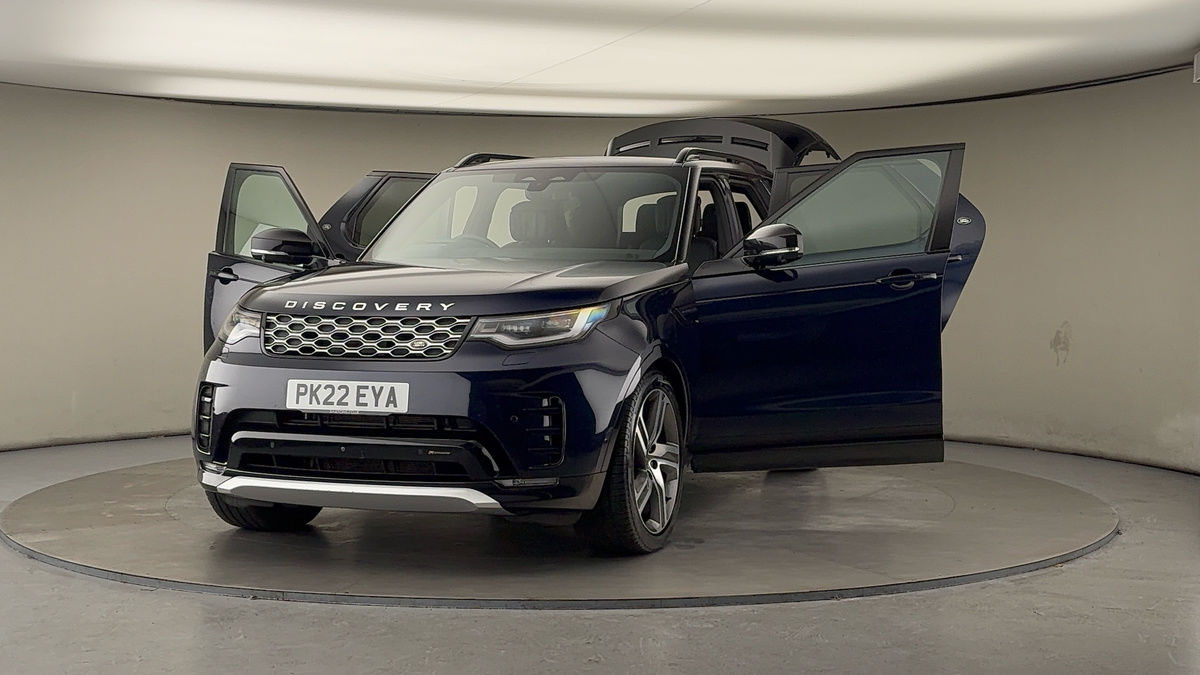 More views of Land Rover Discovery