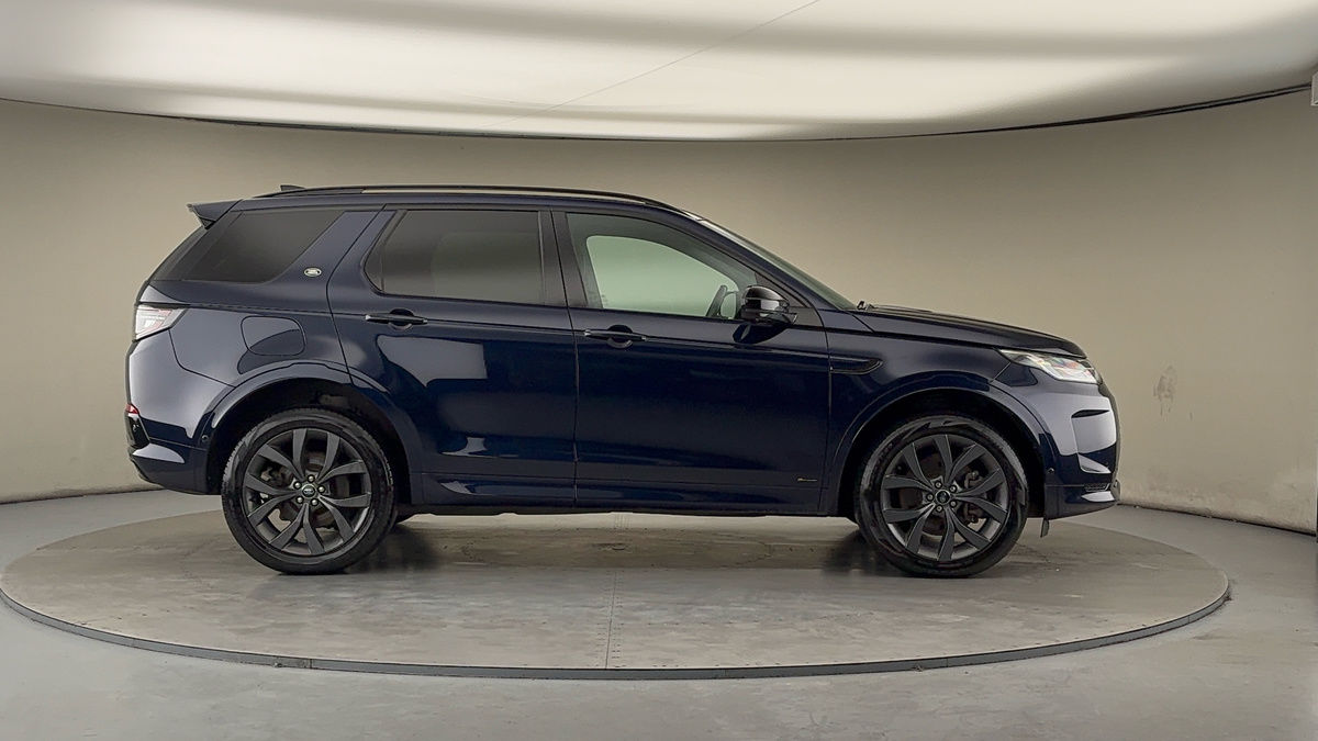 Land Rover Discovery Sport Image 16