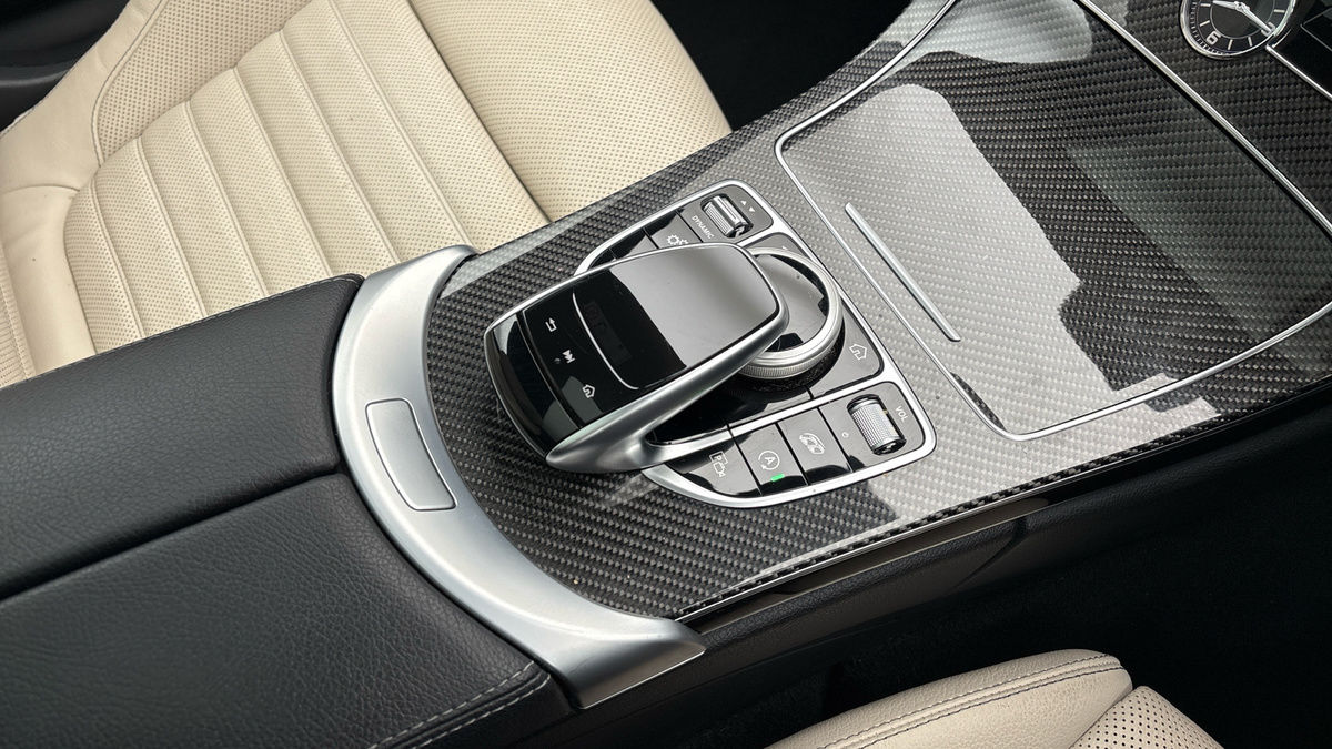 Mercedes-Benz C Class Image 18