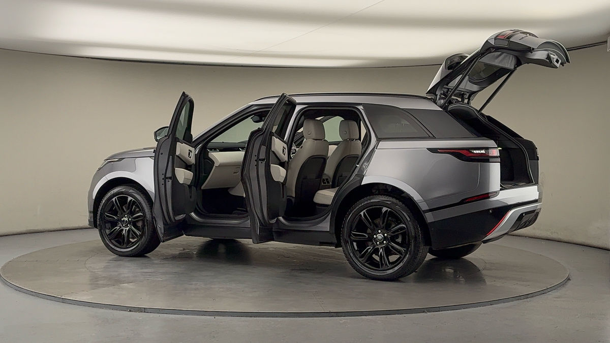More views of Land Rover Range Rover Velar