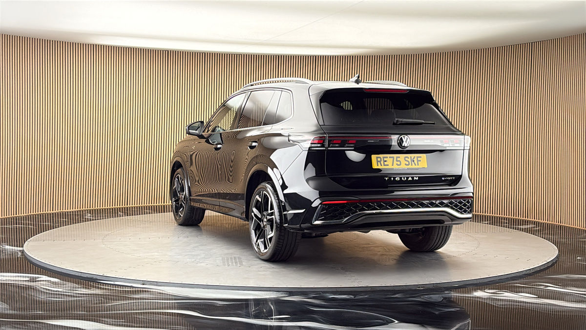 More views of Volkswagen Tiguan