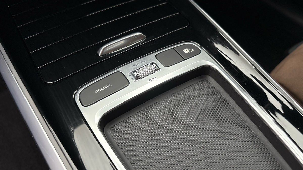 Mercedes-Benz GLB Image 6