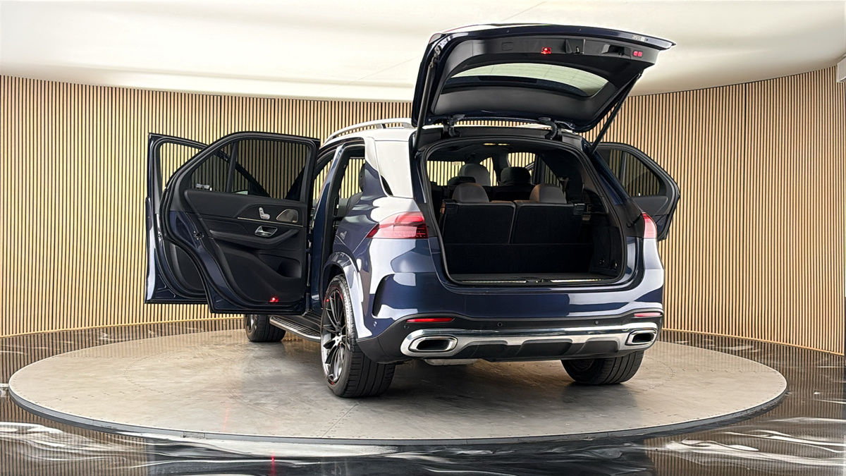 More views of Mercedes-Benz GLE