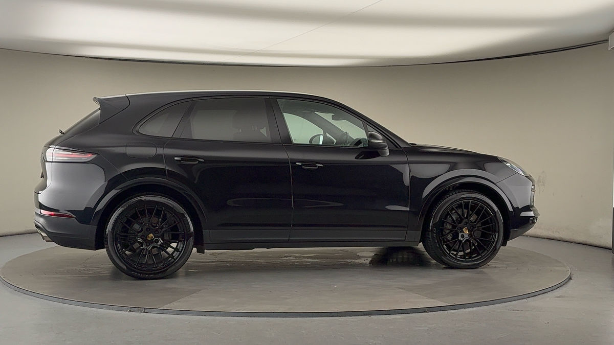 More views of Porsche Cayenne