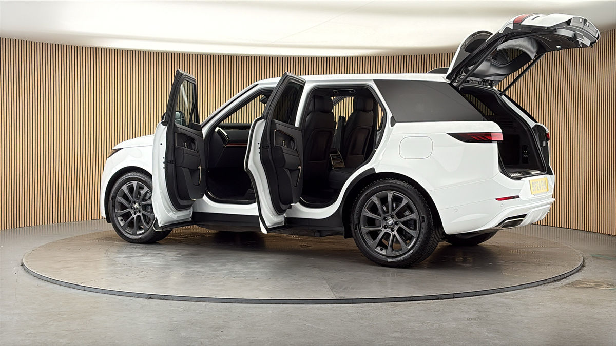 More views of Land Rover Range Rover Sport
