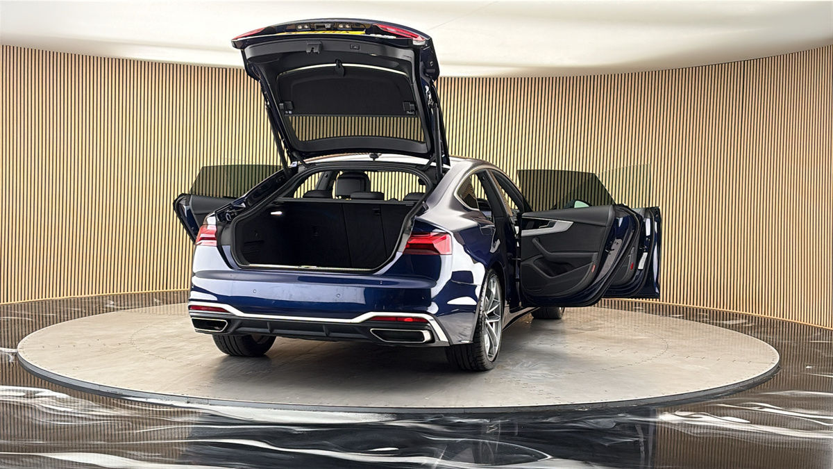 More views of Audi A5