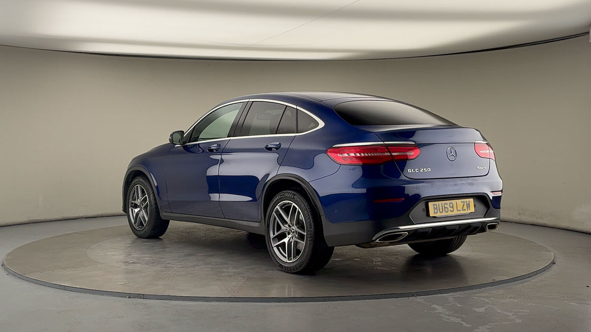 Mercedes-Benz GLC Image 2