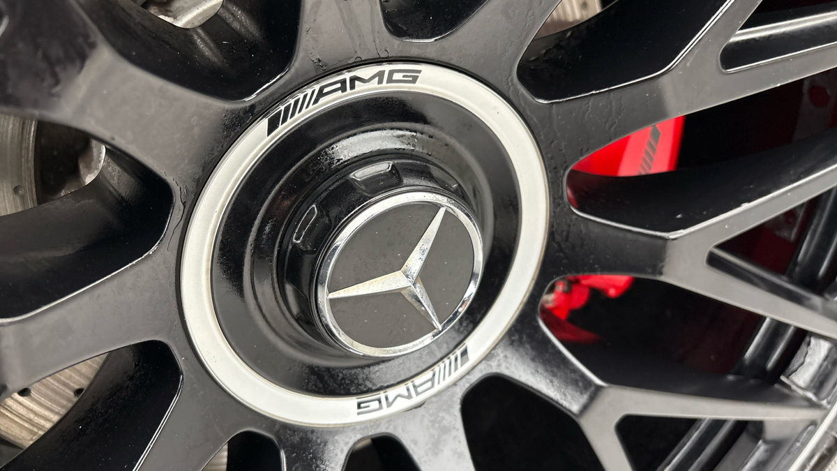 Mercedes-Benz GLS Image 25