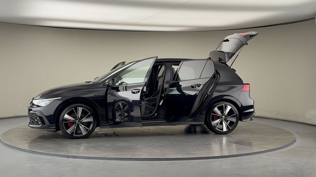 More views of Volkswagen Golf