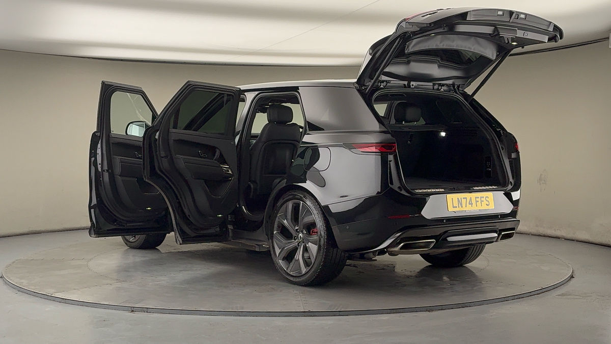 More views of Land Rover Range Rover Sport