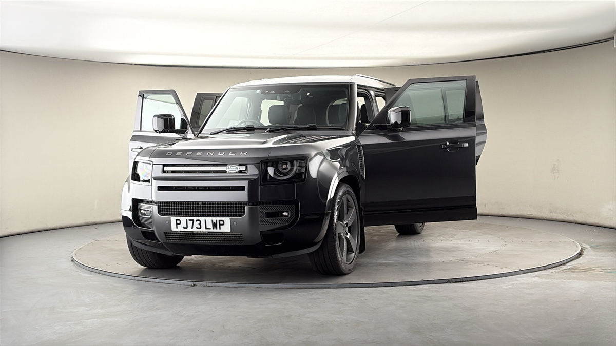 More views of Land Rover Defender 130