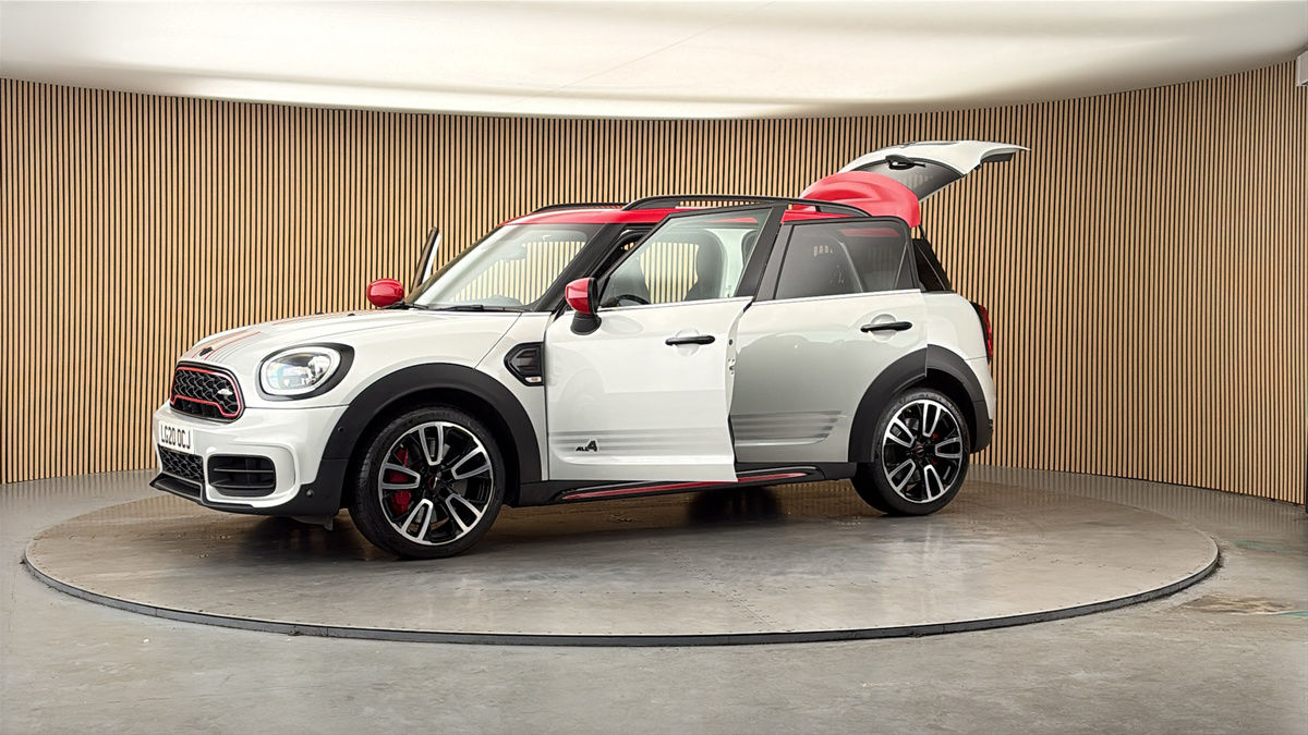 More views of MINI Countryman