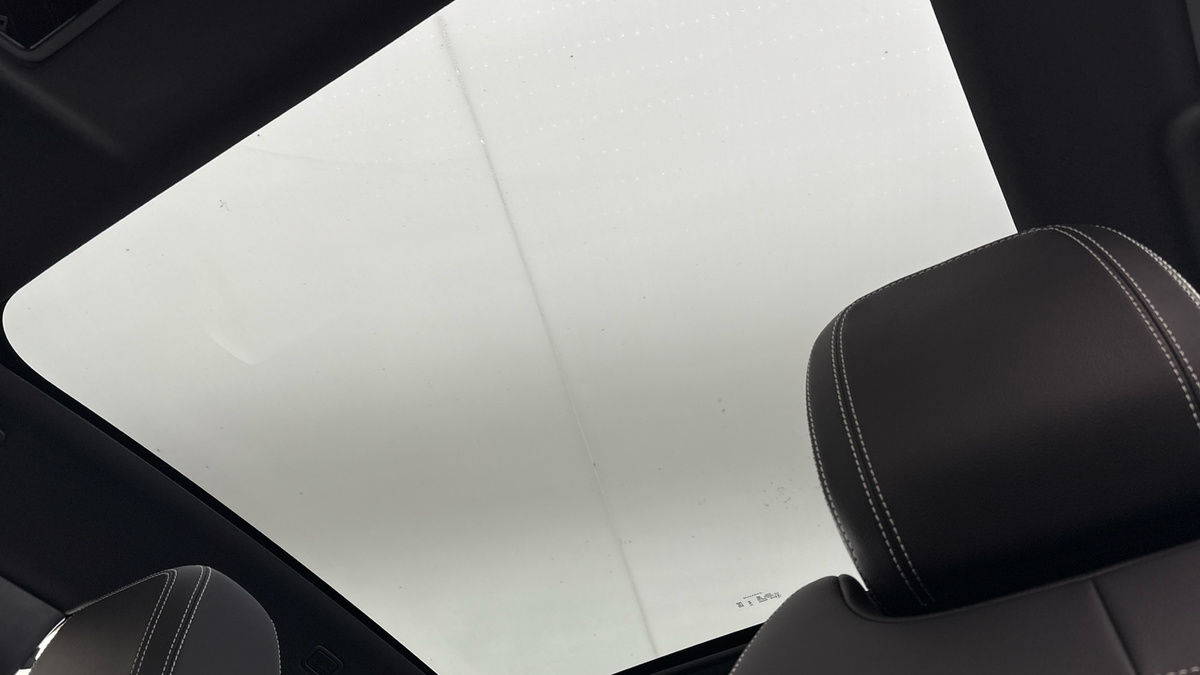 Jaguar E-PACE Image 11