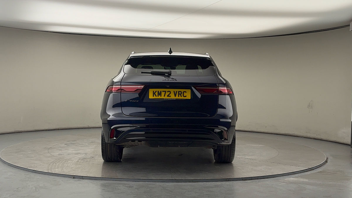 Jaguar F-PACE Image 4