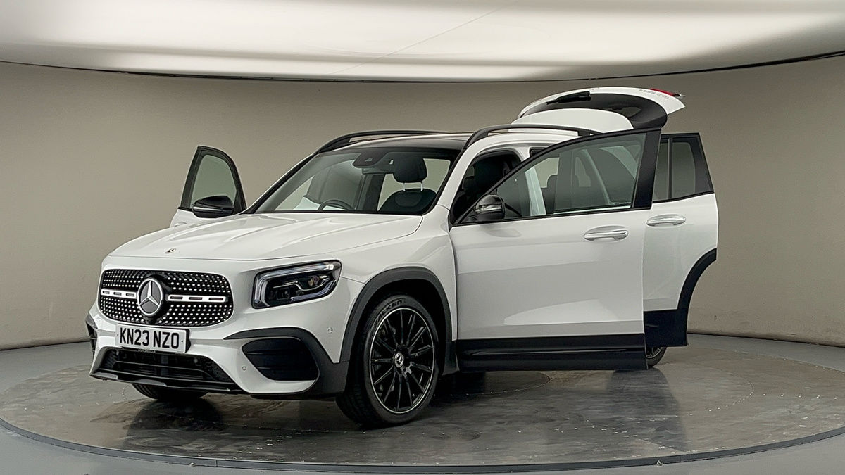 More views of Mercedes-Benz GLB