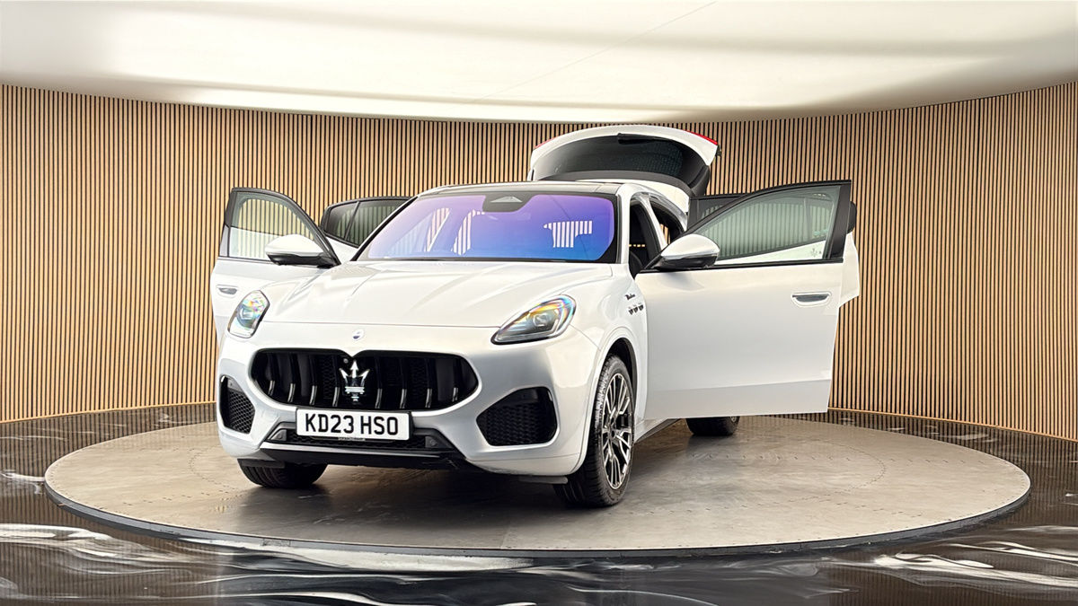 More views of Maserati Grecale