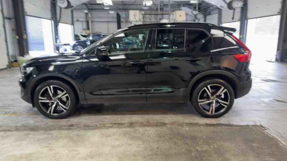 More views of Volvo XC40