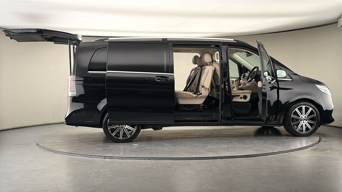 More views of Mercedes-Benz V Class