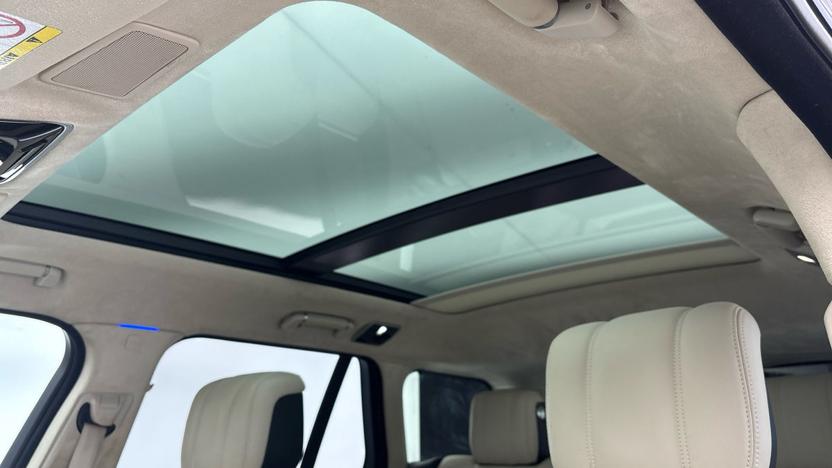 Land Rover Range Rover Image 6