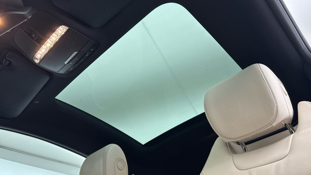 Mercedes-Benz C Class Image 6