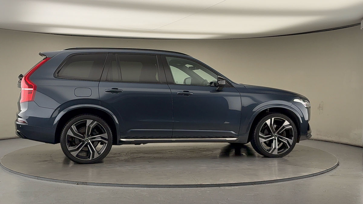 More views of Volvo XC90