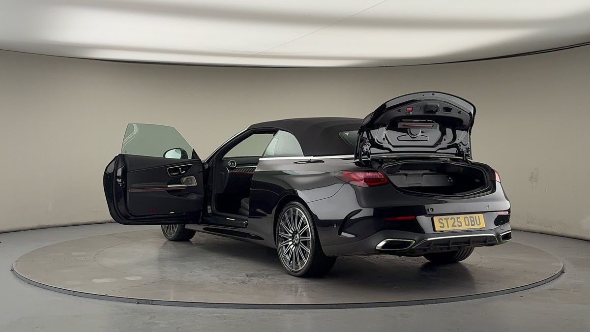 Mercedes-Benz CLE Image 23