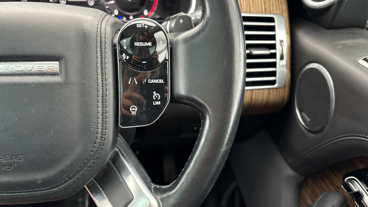 Land Rover Range Rover Image 14