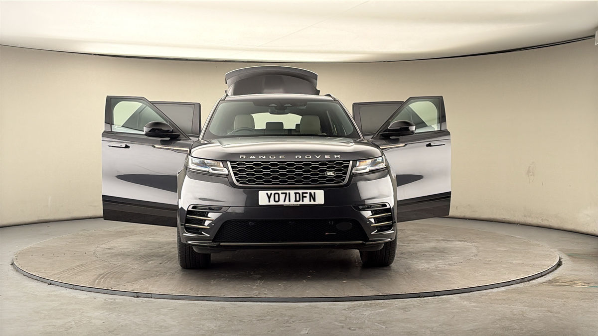 More views of Land Rover Range Rover Velar