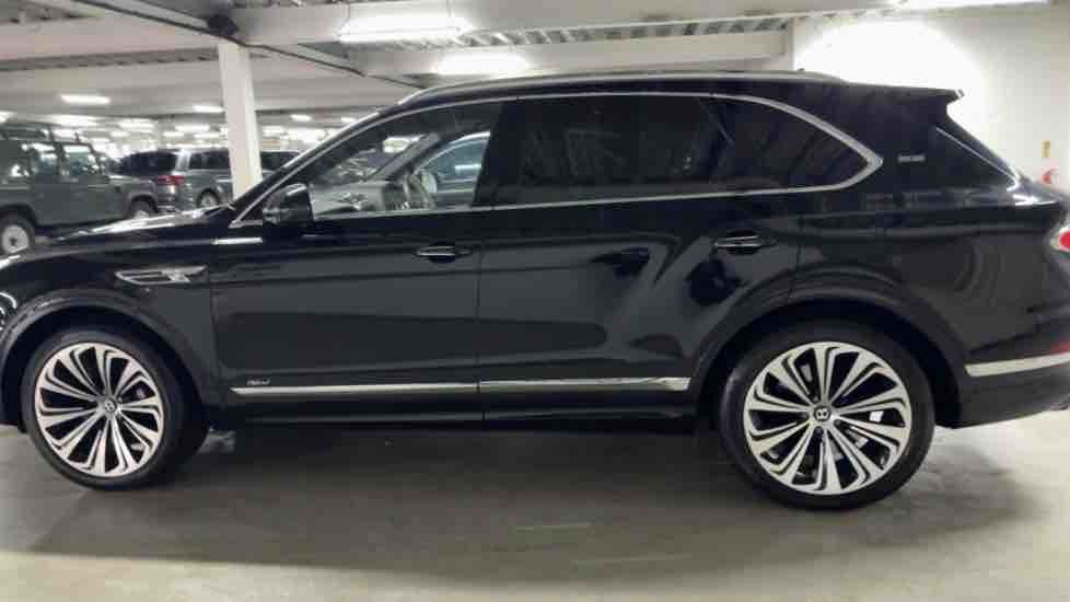 More views of Bentley Bentayga