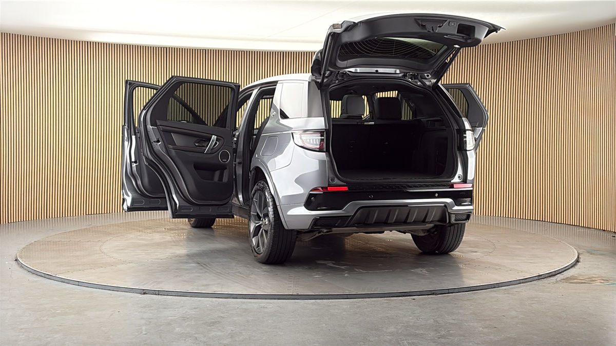 More views of Land Rover Discovery Sport