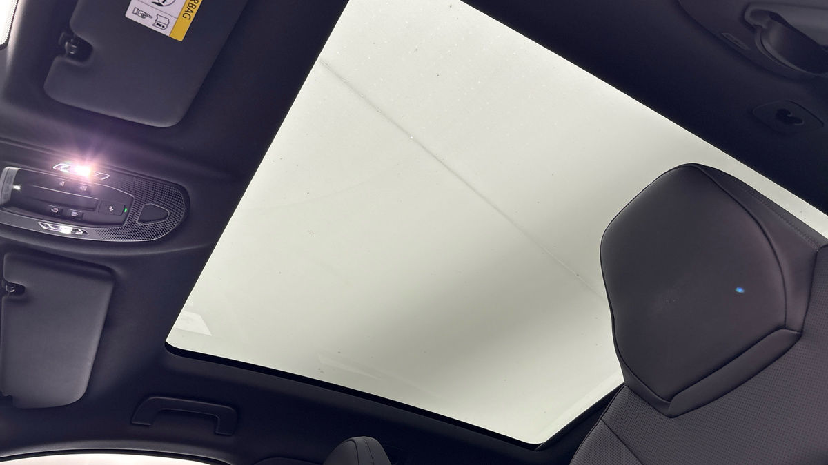 More views of Porsche Cayenne