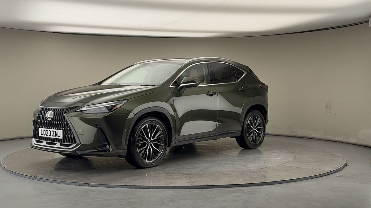 Lexus NX Image 20