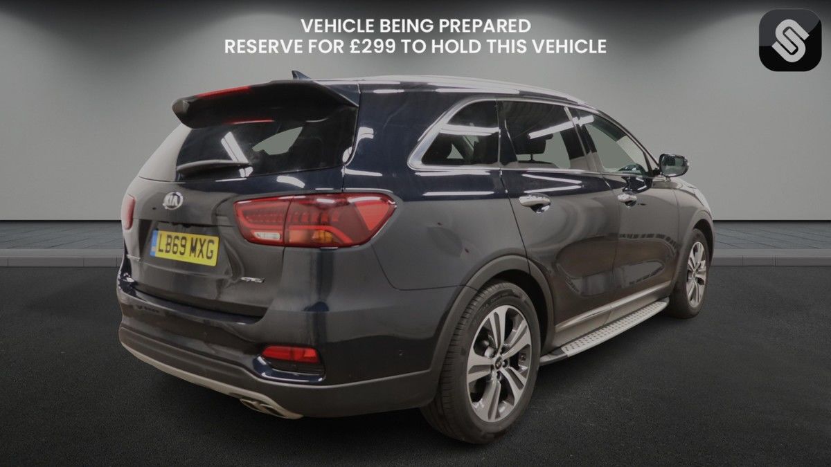 Kia Sorento Image 4