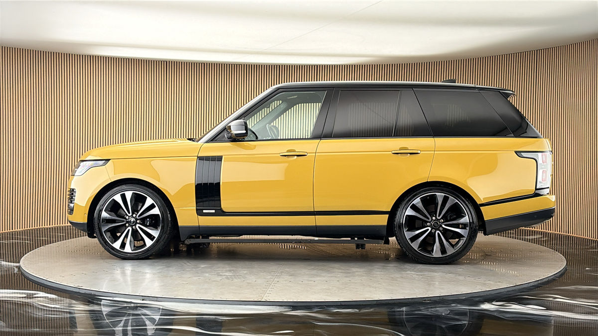 More views of Land Rover Range Rover