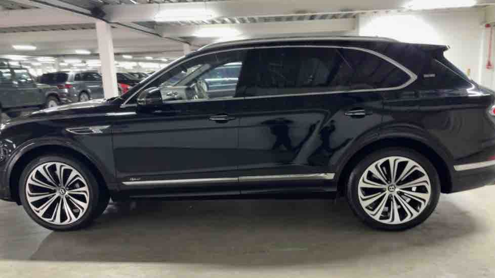 More views of Bentley Bentayga