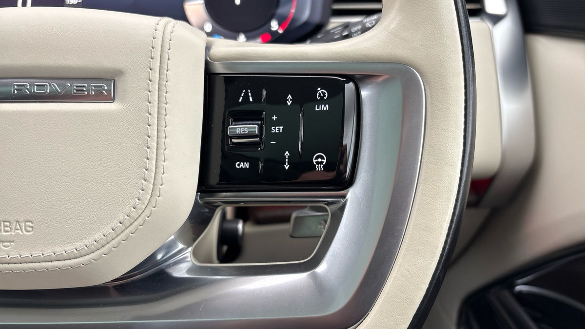 Land Rover Range Rover Image 14