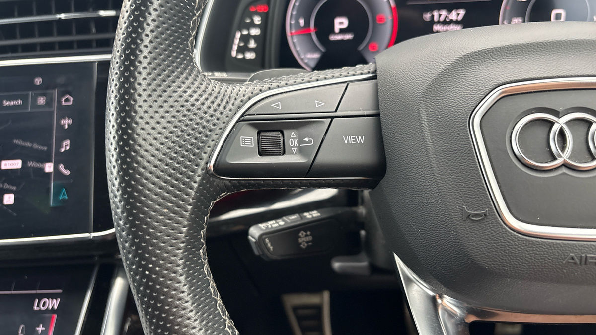 Audi Q7 Image 13