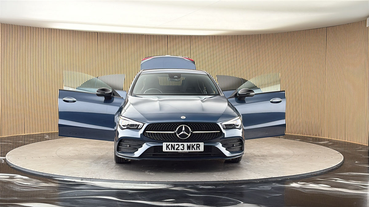 More views of Mercedes-Benz CLA