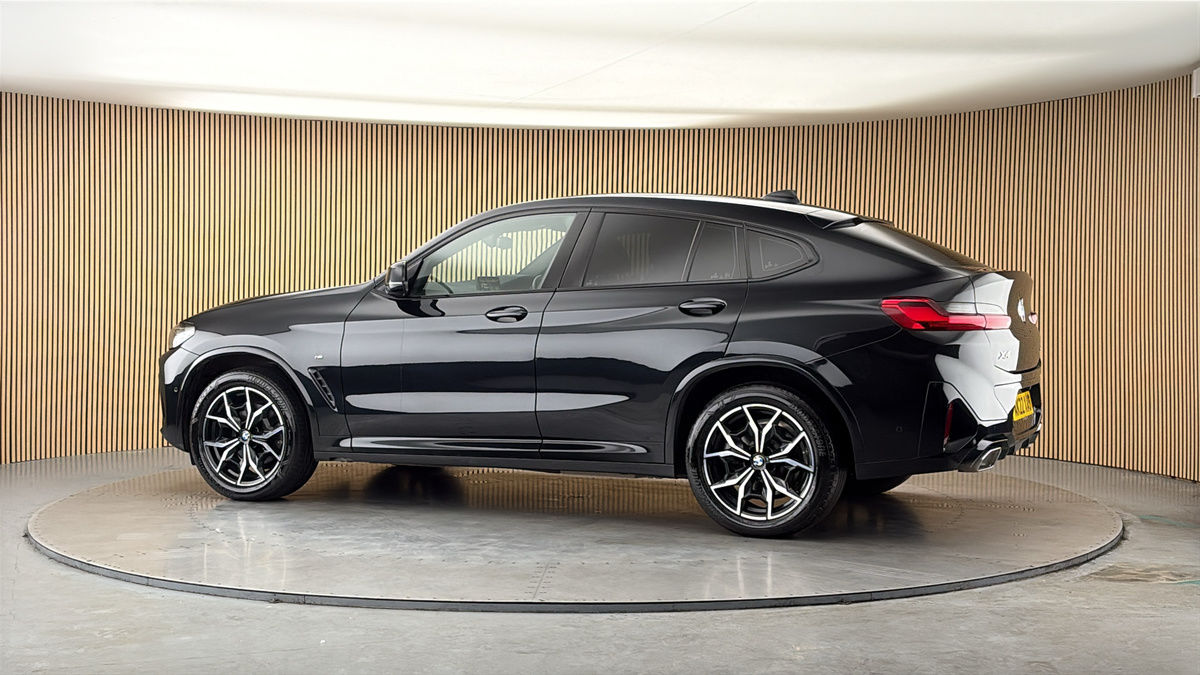 More views of BMW X4